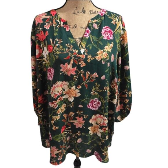 Maurices Roll Tab Floral Green Women's Top Plus Size‎ 3X - Picture 1 of 8